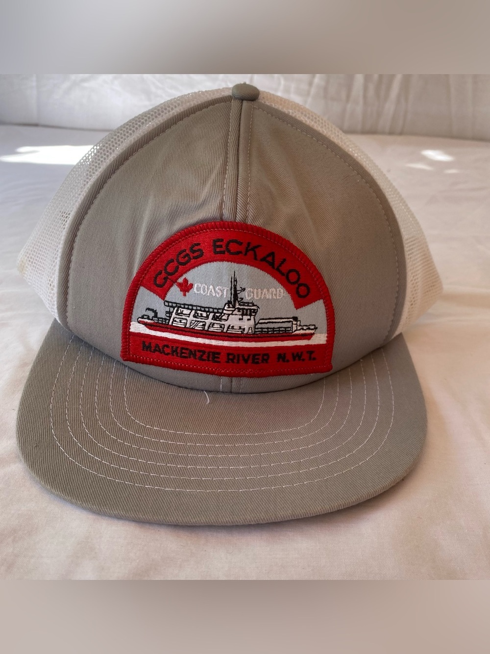 Vintage CCGS Eckaloo Mackenzie River Trucker Hat Canada Coast Guard
